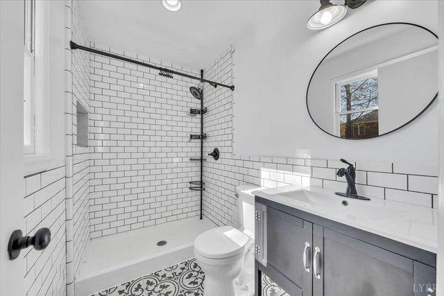 229 Queen Regent Court, Blue Ridge, VA 24064