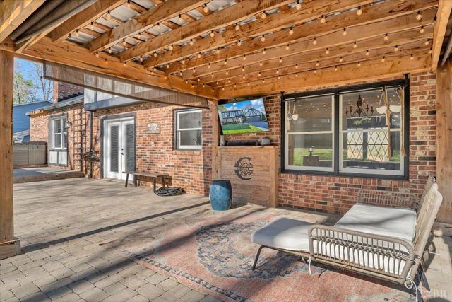 229 Queen Regent Court, Blue Ridge, VA 24064