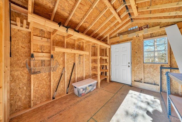 229 Queen Regent Court, Blue Ridge, VA 24064