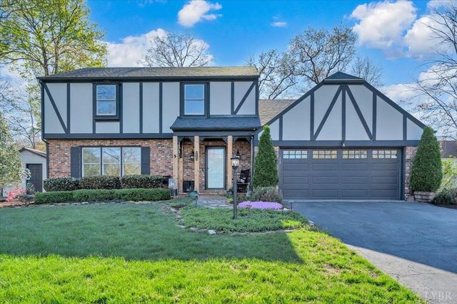 229 Queen Regent Court, Blue Ridge, VA 24064