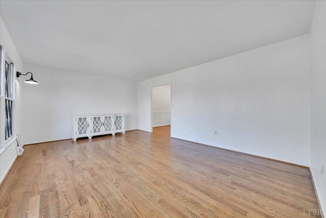 229 Queen Regent Court, Blue Ridge, VA 24064