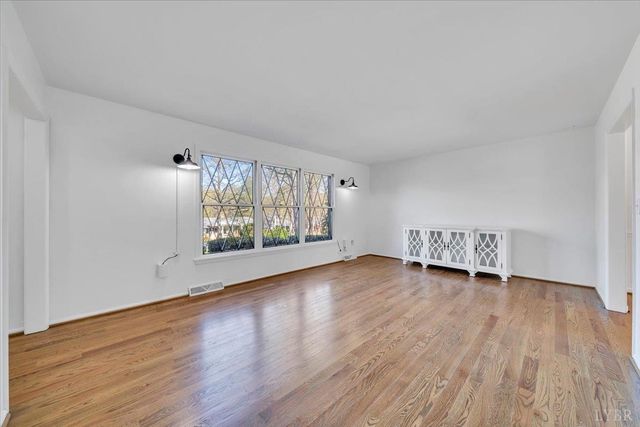 229 Queen Regent Court, Blue Ridge, VA 24064