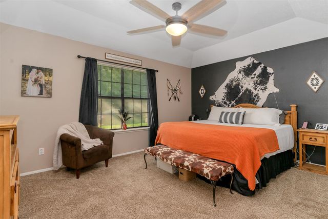 206 Lovelady Street, Cleburne, TX 76033