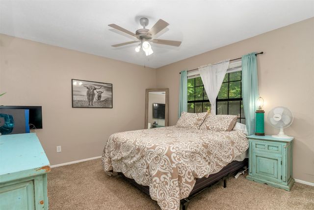 206 Lovelady Street, Cleburne, TX 76033