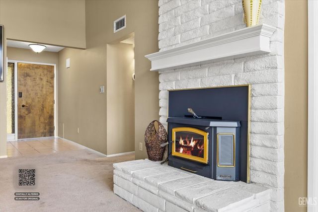 5835 Riggs Court, Bakersfield, CA 93306