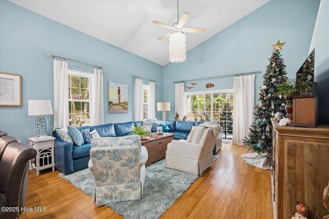 105 SE 17th Street, Oak Island, NC 28465