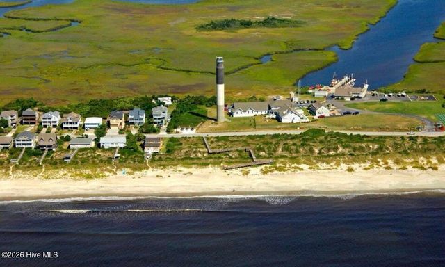 105 SE 17th Street, Oak Island, NC 28465