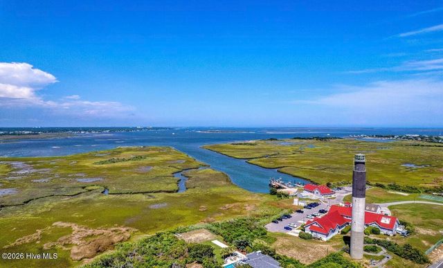 105 SE 17th Street, Oak Island, NC 28465