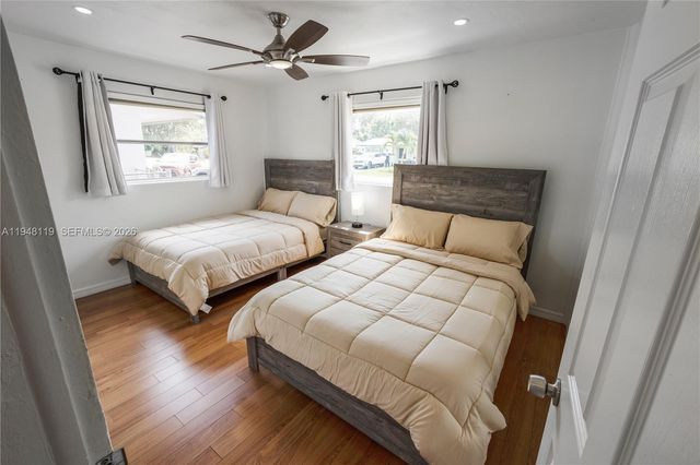 6541 NW 24th St, Sunrise, FL 33313