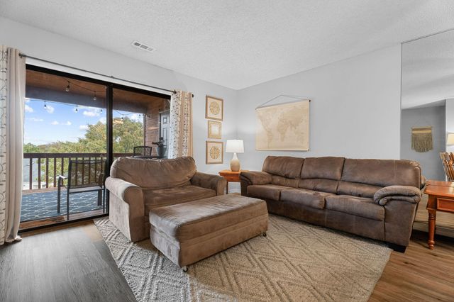 193 Avondale Drive 10, Branson, MO 65616