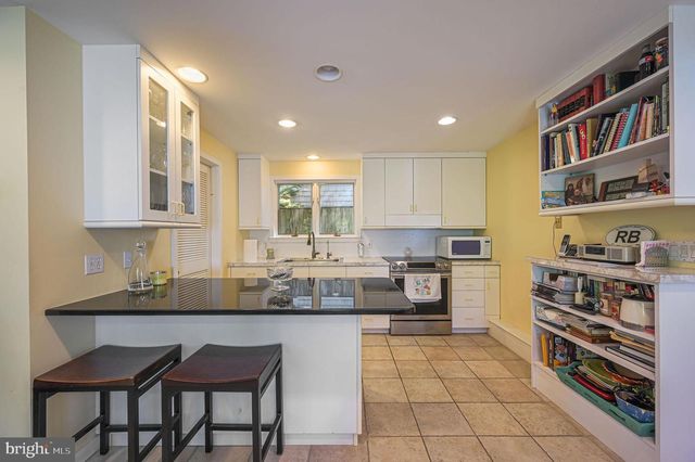 402 BAYARD AVE, Rehoboth Beach, DE 19971