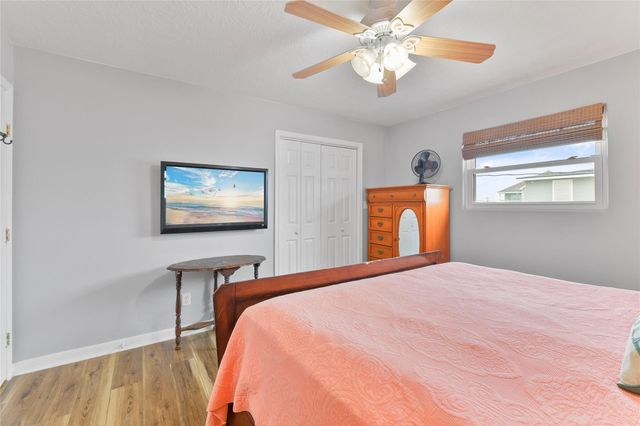 4029 Fort Bend Drive, Galveston, TX 77554