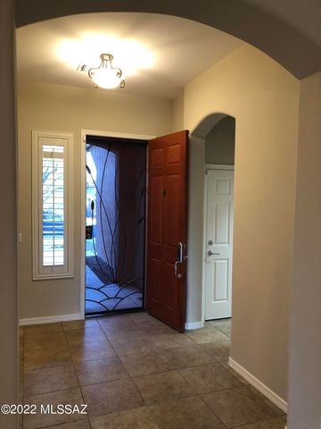 8612 N Moonfire Drive, Tucson, AZ 85743