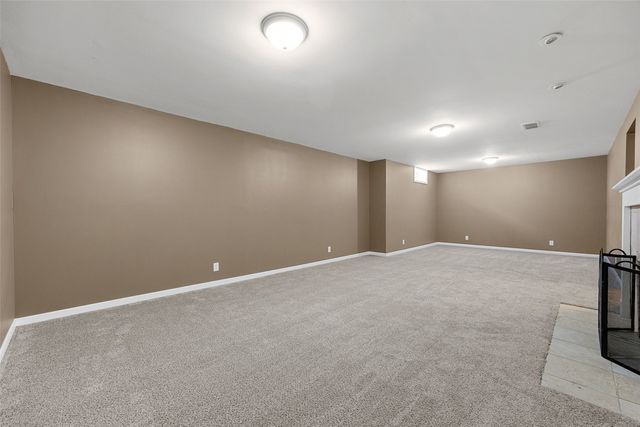 1244 29th Street NE, Cedar Rapids, IA 52402