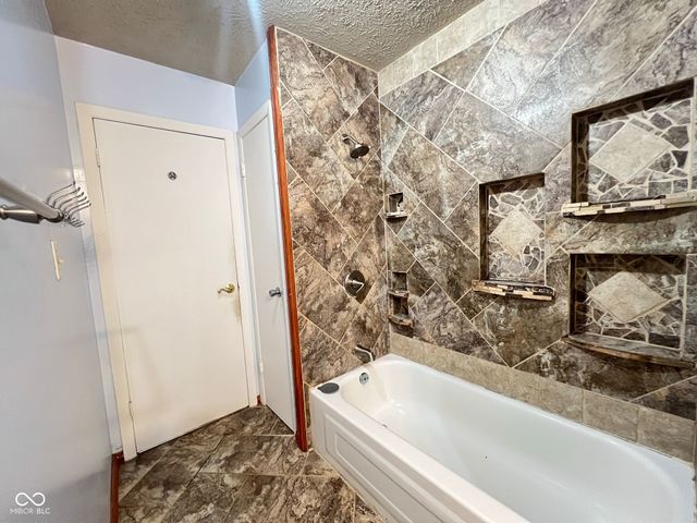 9122 Broken Arrow Road, Indianapolis, IN 46234