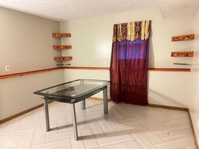 9122 Broken Arrow Road, Indianapolis, IN 46234