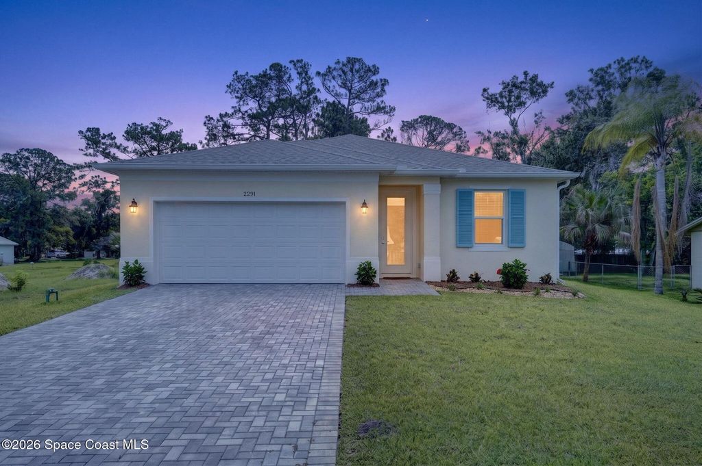 2291 Commodore Boulevard, Melbourne, FL 32904