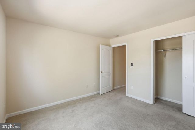 19617 EDGEMONT SQ, Ashburn, VA 20147