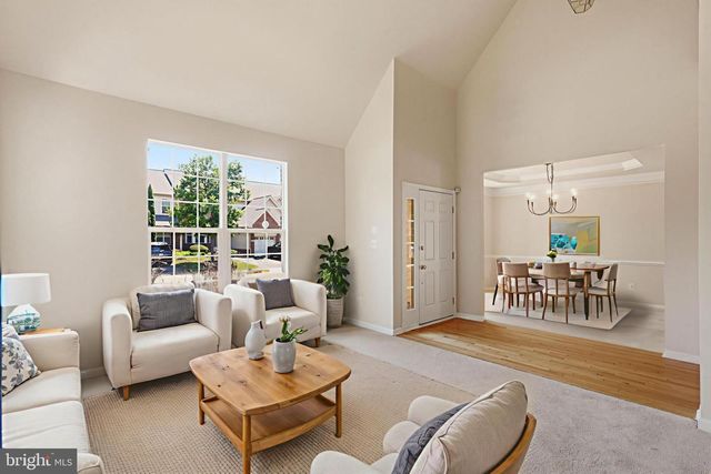 19617 EDGEMONT SQ, Ashburn, VA 20147