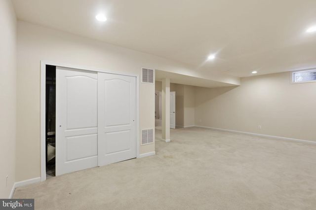 19617 EDGEMONT SQ, Ashburn, VA 20147