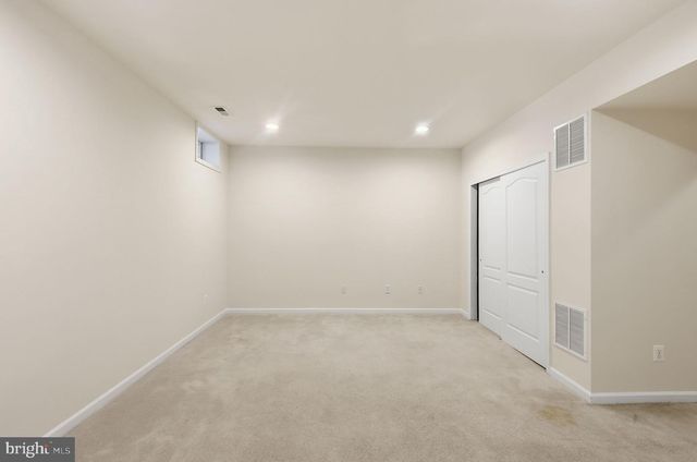 19617 EDGEMONT SQ, Ashburn, VA 20147