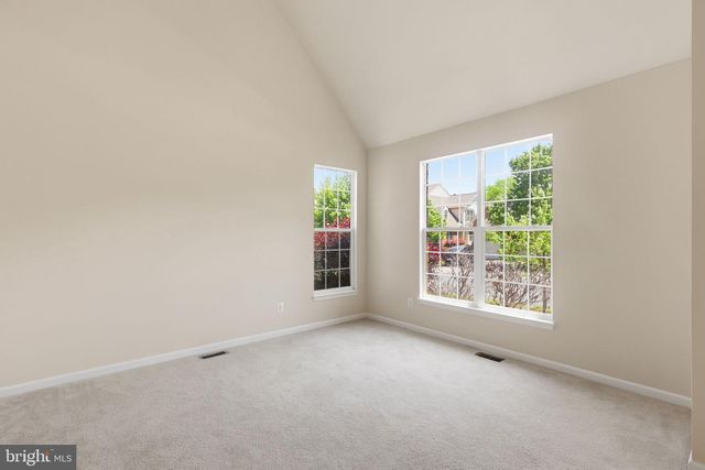 19617 EDGEMONT SQ, Ashburn, VA 20147