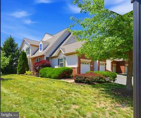 19617 EDGEMONT SQ, Ashburn, VA 20147