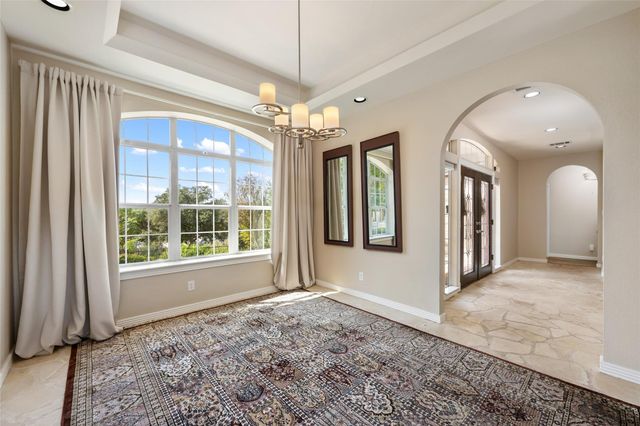 914 Challenger, Lakeway, TX 78734