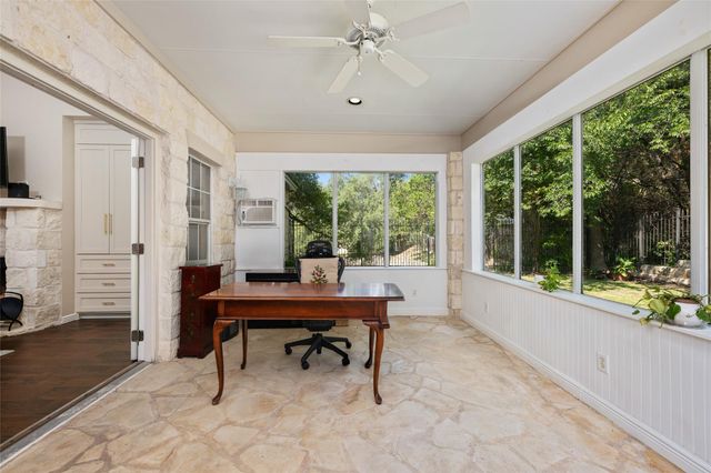 914 Challenger, Lakeway, TX 78734