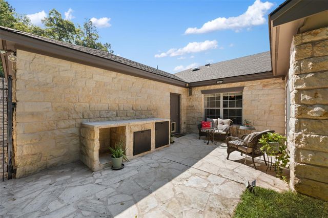 914 Challenger, Lakeway, TX 78734