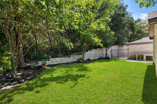 914 Challenger, Lakeway, TX 78734