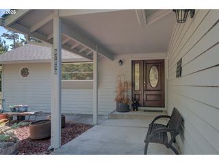 87630 WOODMERE W, Florence, OR 97439