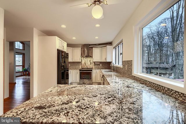 2818 COLLEGE VIEW DR, Churchville, MD 21028