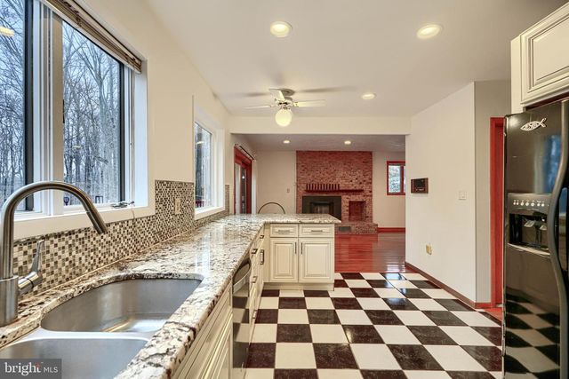 2818 COLLEGE VIEW DR, Churchville, MD 21028