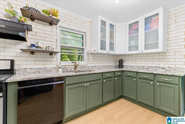 973 PINE HILL ROAD, Birmingham, AL 35235