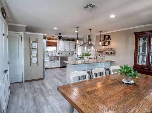 3487 Edge Road, Kingston, OK 73439