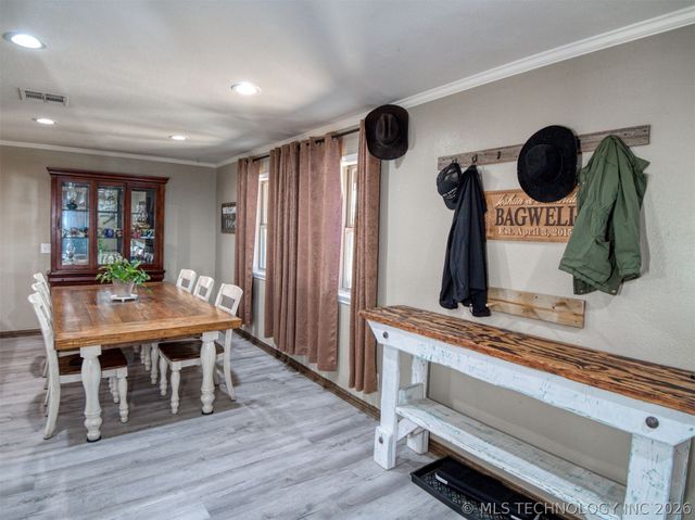 3487 Edge Road, Kingston, OK 73439