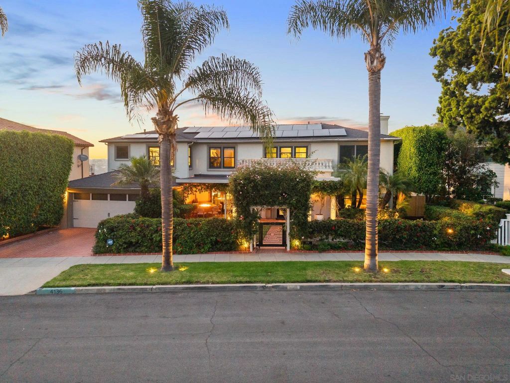 Image 3 of property listing at 4136 Palisades Road, San Diego, CA 92116