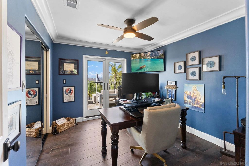 Image 34 of property listing at 4136 Palisades Road, San Diego, CA 92116