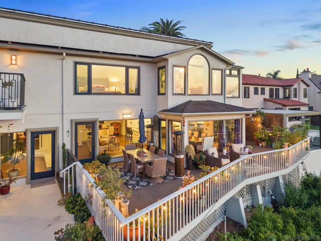 Image 59 of property listing at 4136 Palisades Road, San Diego, CA 92116