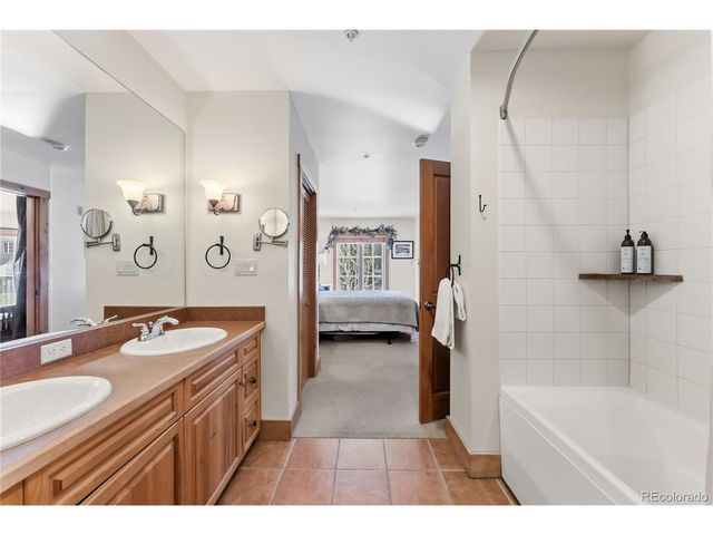 135 Dercum Dr 8615, Dillon, CO 80435