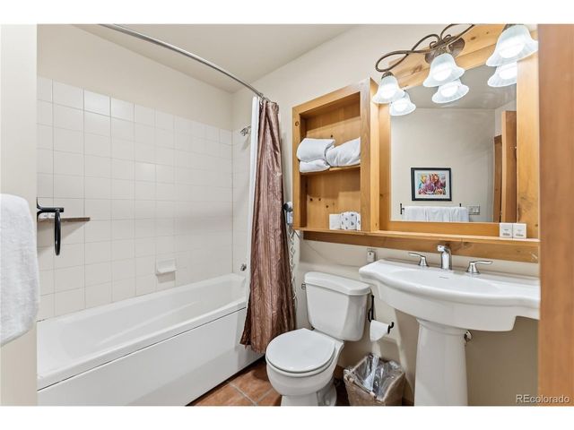 135 Dercum Dr 8615, Dillon, CO 80435