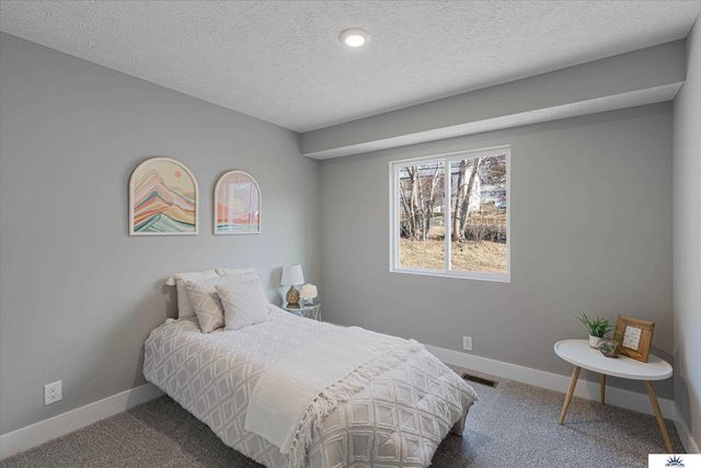 2513 N 71st Street, Omaha, NE 68104