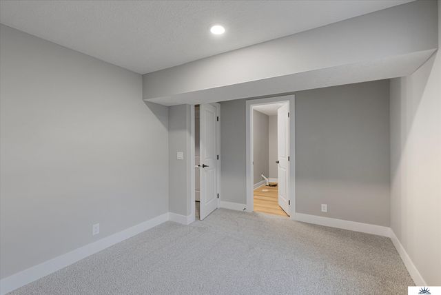 2513 N 71st Street, Omaha, NE 68104