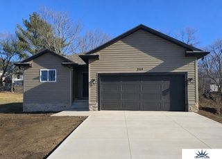 2513 N 71st Street, Omaha, NE 68104