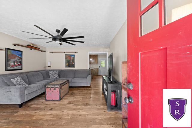 936 Adams Rd, Tracy City, TN 37387