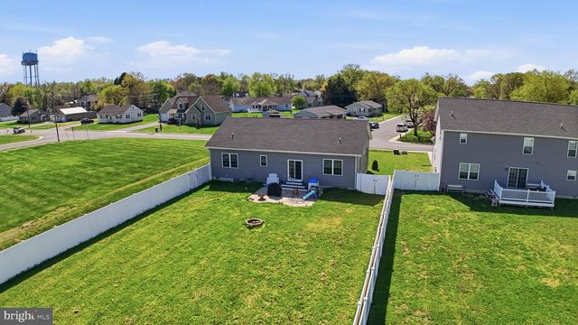 151 WALNUT ST, Felton, DE 19943