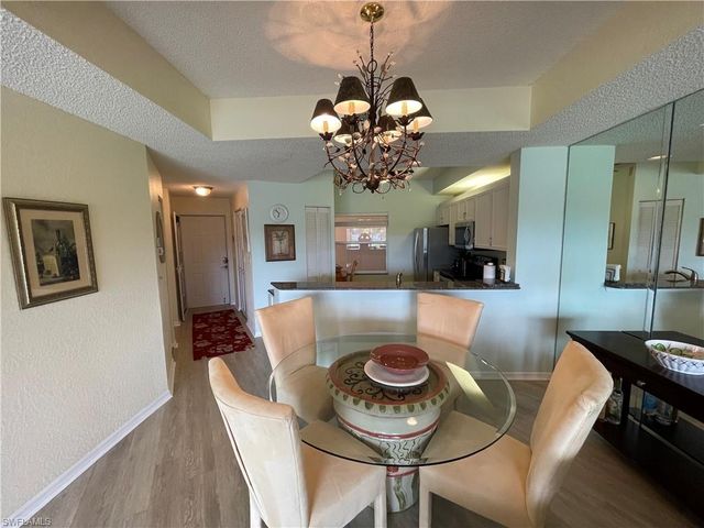 1070 Woodshire LN E204, Naples, FL 34105