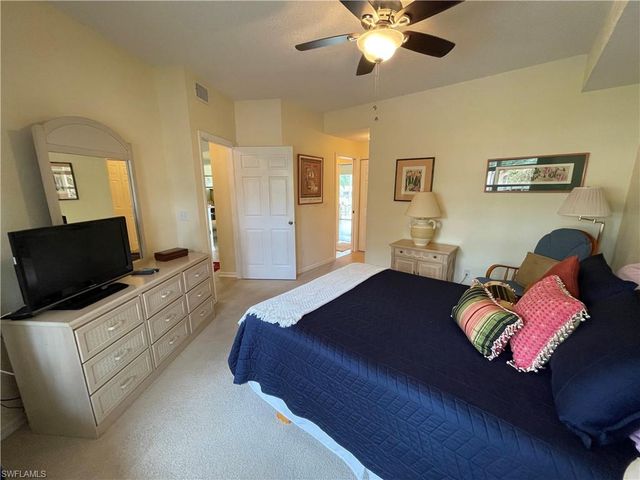 1070 Woodshire LN E204, Naples, FL 34105