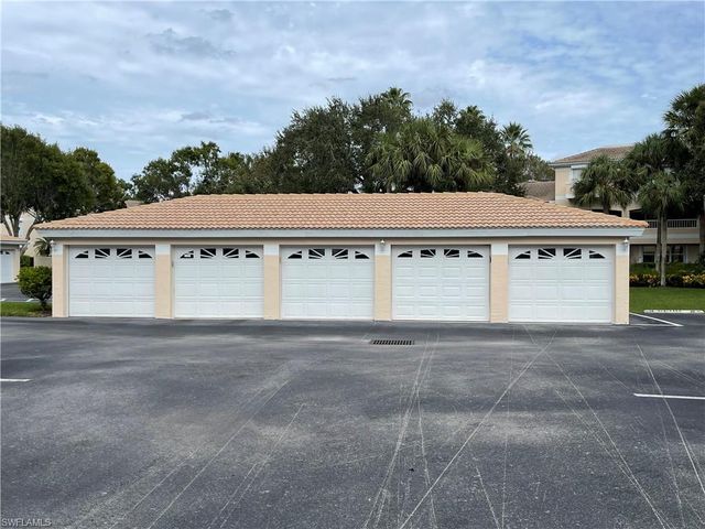 1070 Woodshire LN E204, Naples, FL 34105
